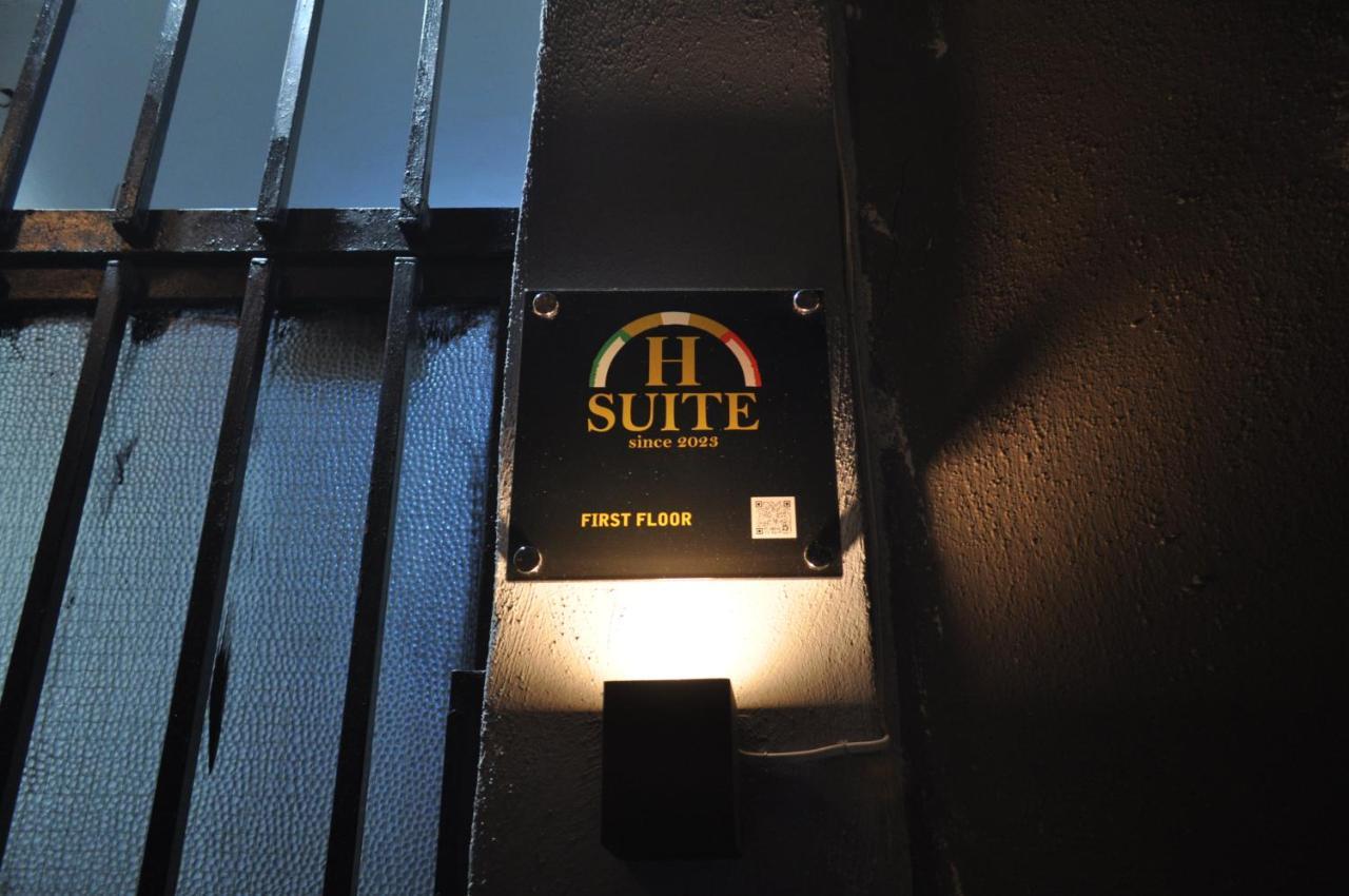 Hsuite Napoli